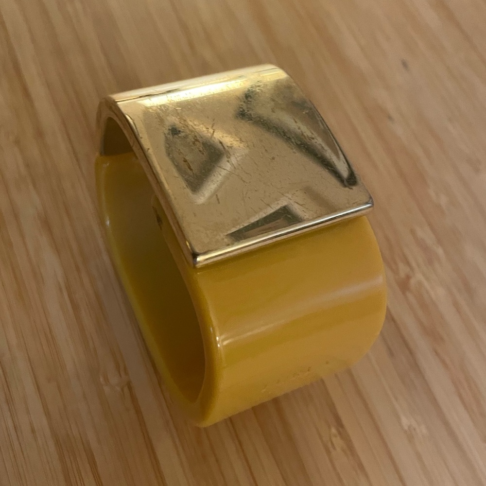 Snap cuff bracelet